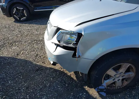 2010 Dodge Grand Caravan Se from USA, damaged, VIN 2D4RN4DE4AR349937